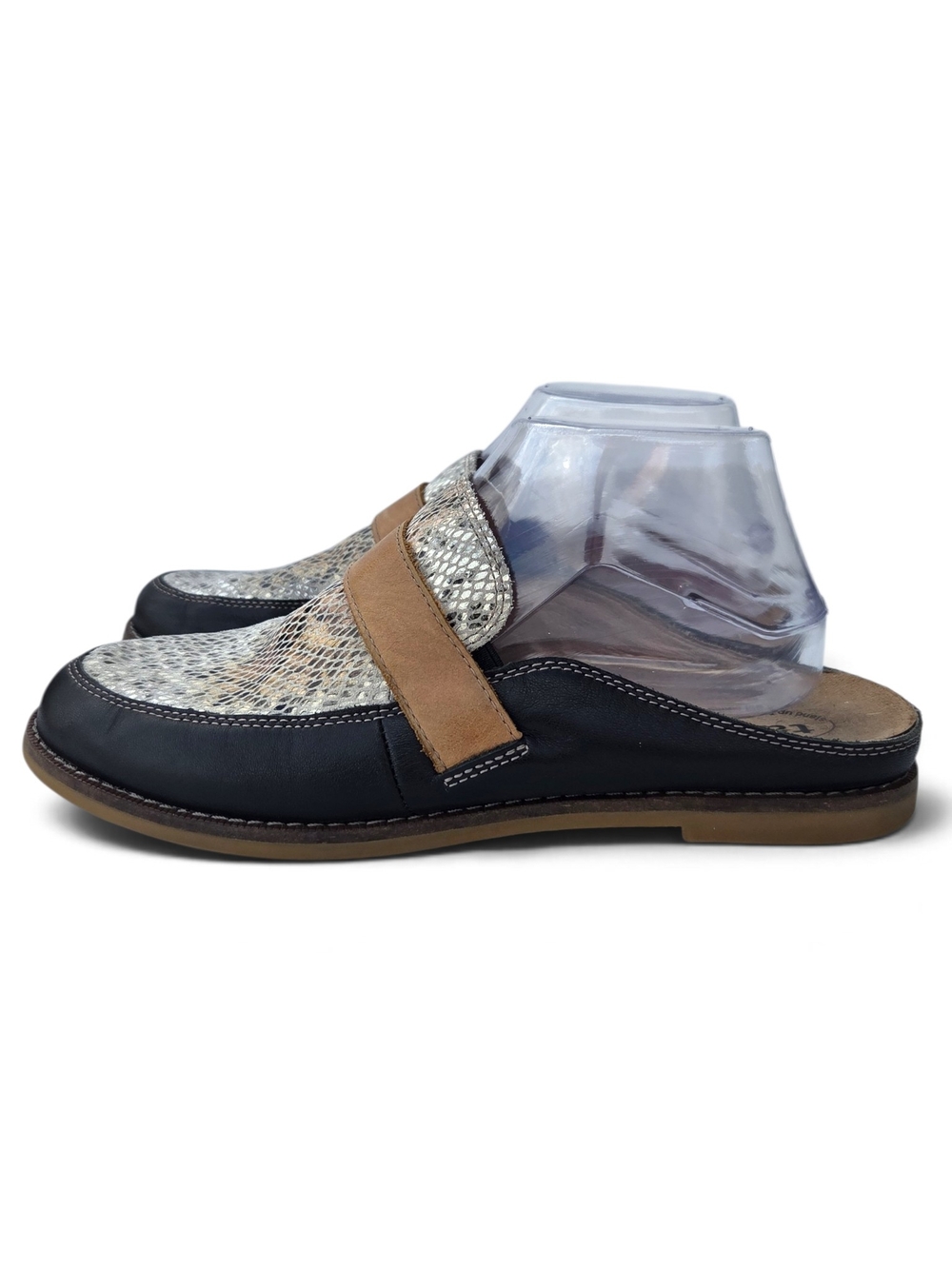 Taos Footwear Royal ROY-14015 Leather Snakeskin Embossed Mules Shoes Black Sz 9 - Picture 2 of 13